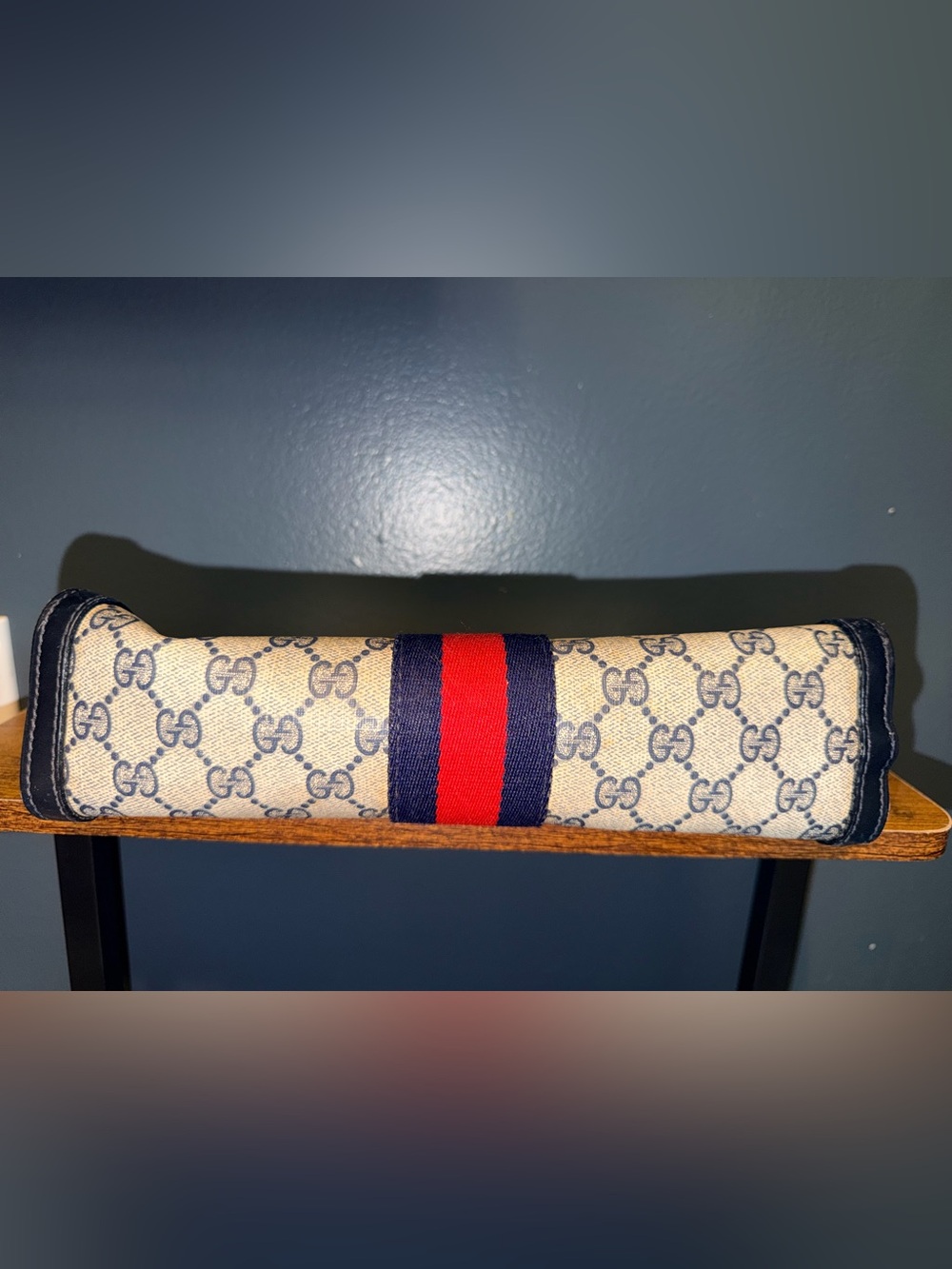 Gucci Sherry Line Beige GG Canvas Clutch with Navy and Red Web Stripe - Picture 3 of 8